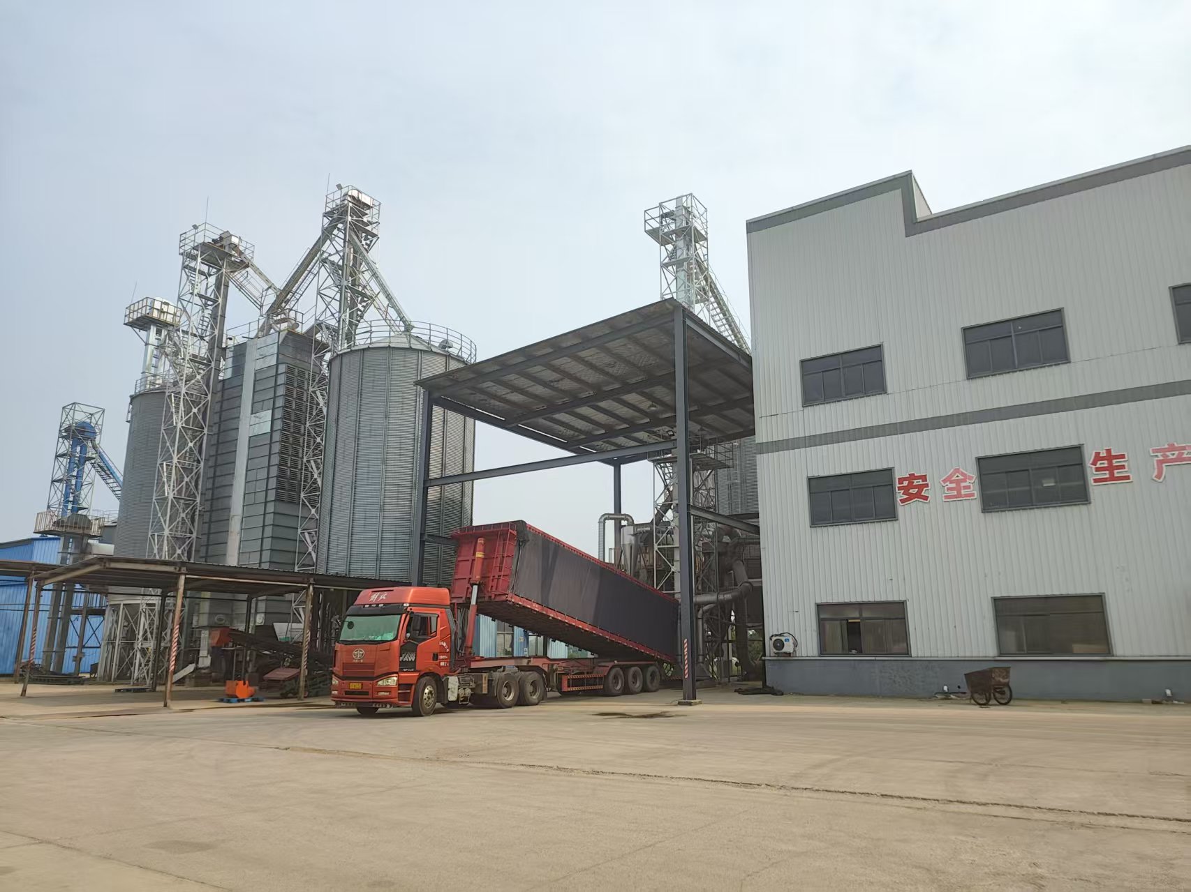 f555d09b-2de3-4e4a-b15f-cc5c082a9eb7